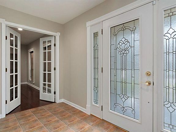 5th image of 3215 Park Garden Dr