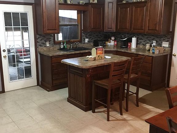 3rd image of 16747 50th St