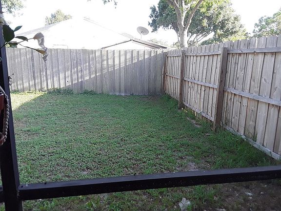 4th image of 2244 Lockwood Meadows Cir