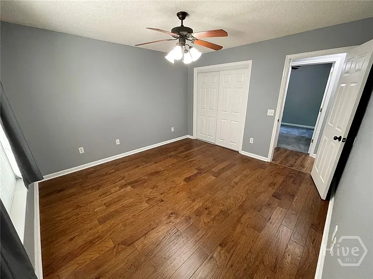 119 Mustang Dr — Photo 38