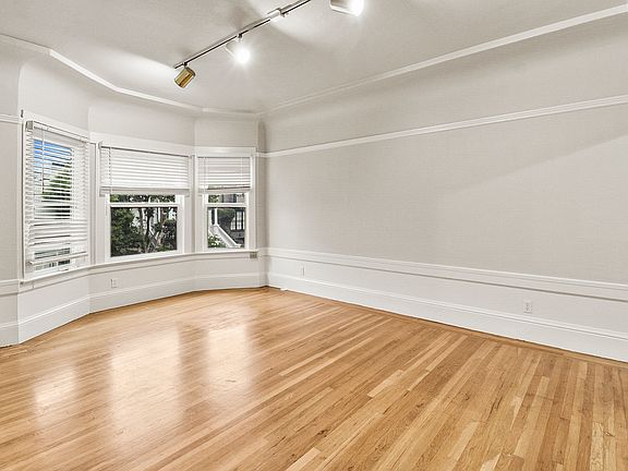 5th image of 2504 Washington St APT 1