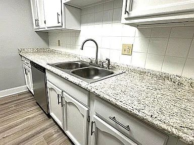 3rd image of 900 Mountain Creek Rd APT K-143