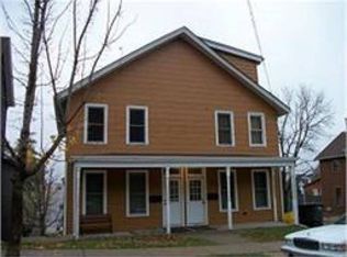 583 Arlington St, Dubuque, IA 52001