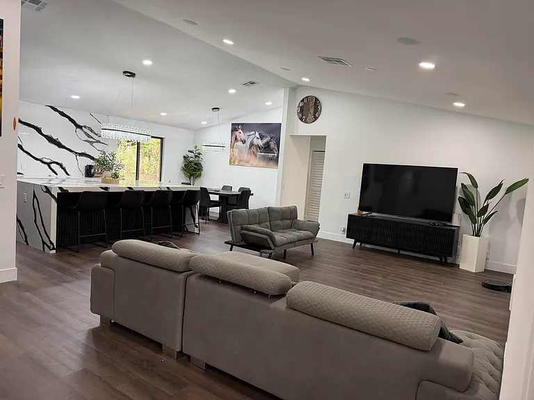 8264 Palomino Dr — Photo 36