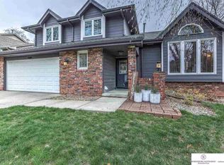 15414 Charles St, Omaha, NE 68154