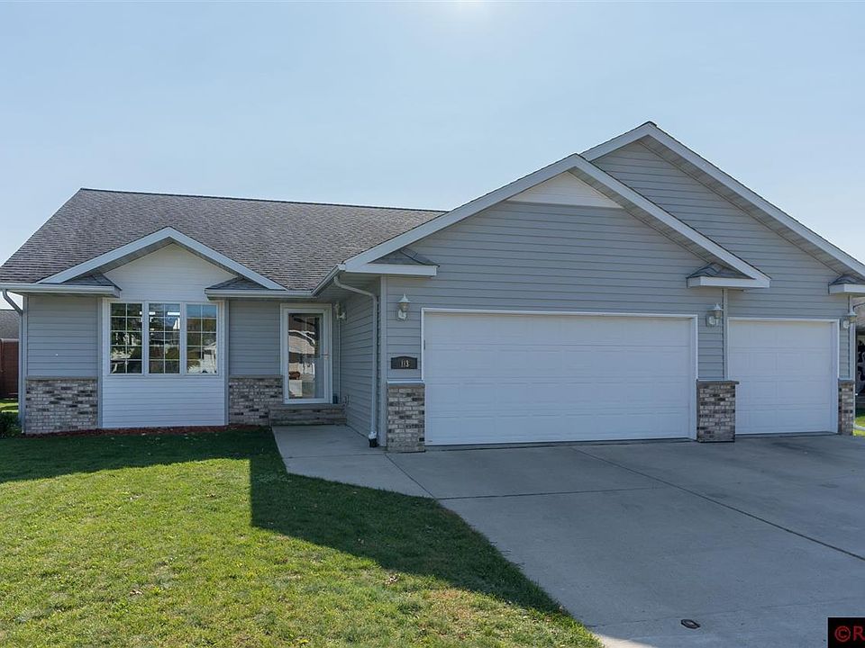 1st image of 113 Lynx Ln