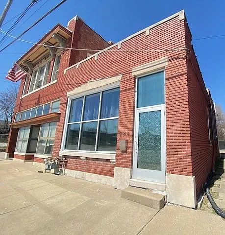2518 E 85th St #1 — Photo 14