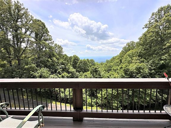 2nd image of 71 Villa Dr