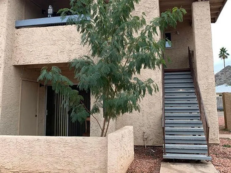 2217 E Cactus Rd #4 — Photo 3