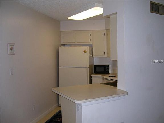 3rd image of 3727 Atrium Dr #201