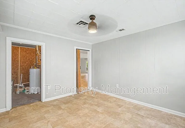 3712 Oakland Ct — Photo 14