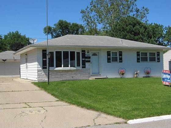2nd image of 1713 Howard Ave