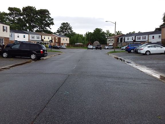 4th image of 3222 Barlborough Way