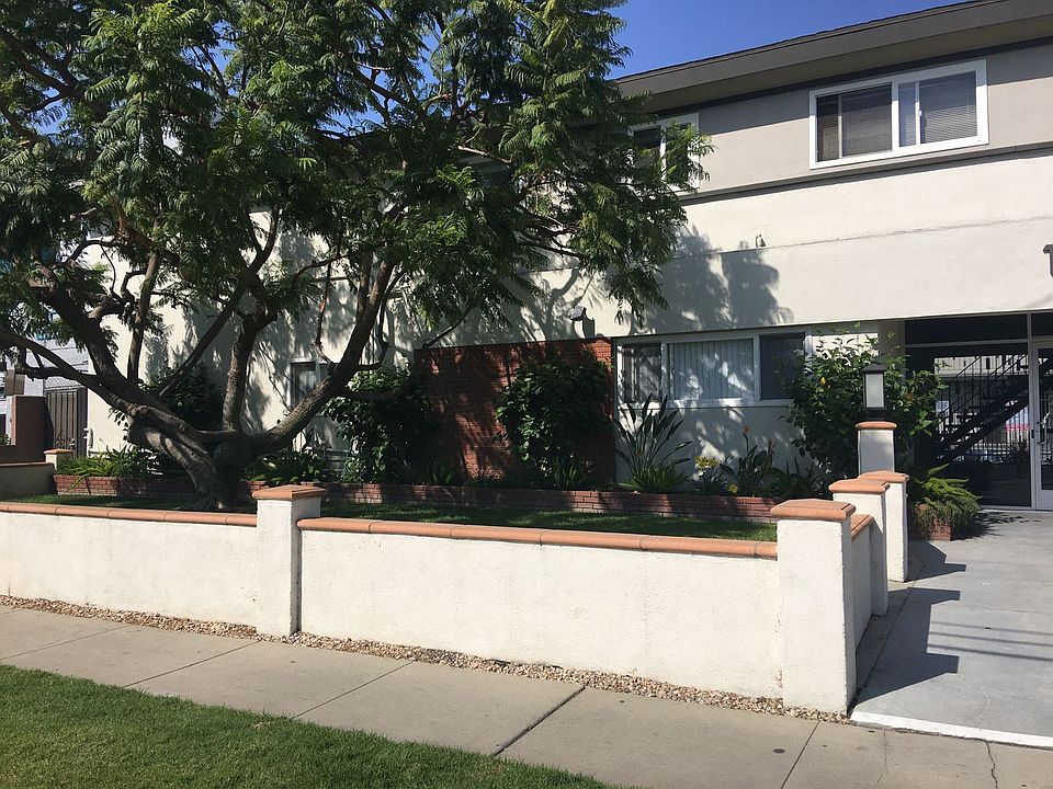 2nd image of 1439 W 179th St APT 9