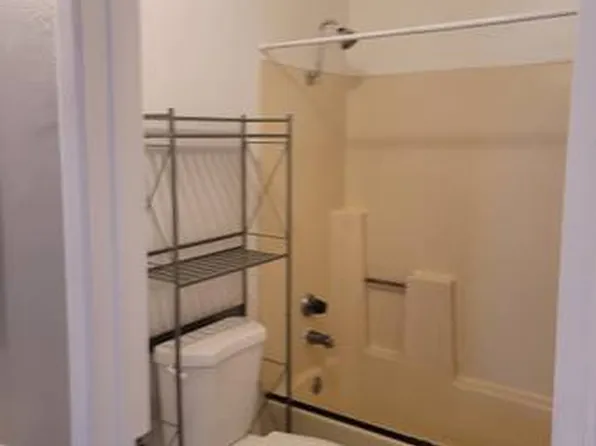 5280 Colodny Dr #9, Agoura Hills, CA 91301