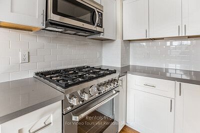 3rd image of 3146 Divisadero St APT 303