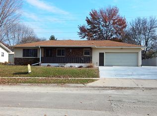 314 13th Ave, De Witt, IA 52742