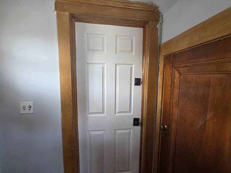 81 Waring Pl #1 — Photo 2