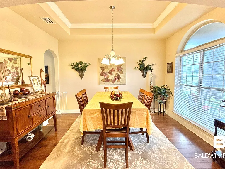 697 Parish Lakes Dr — Photo 5
