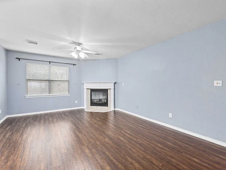 15823 Stiller Park Dr — Photo 8
