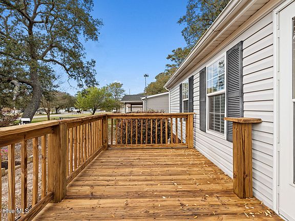 3rd image of 2570 Maiden Lane SW