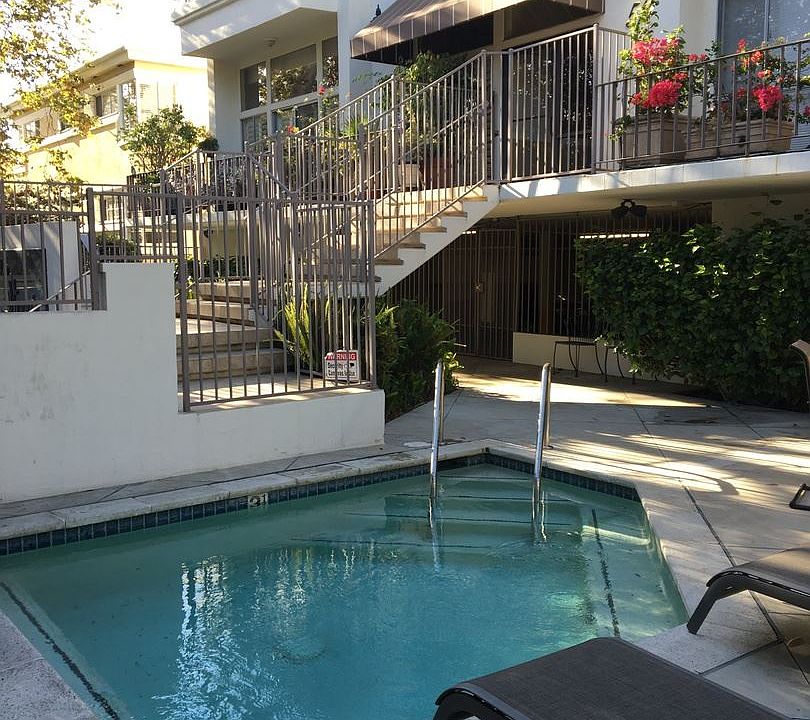 1st image of 511 San Vicente Blvd