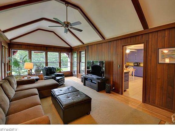 5th image of 19805 Parklane Dr