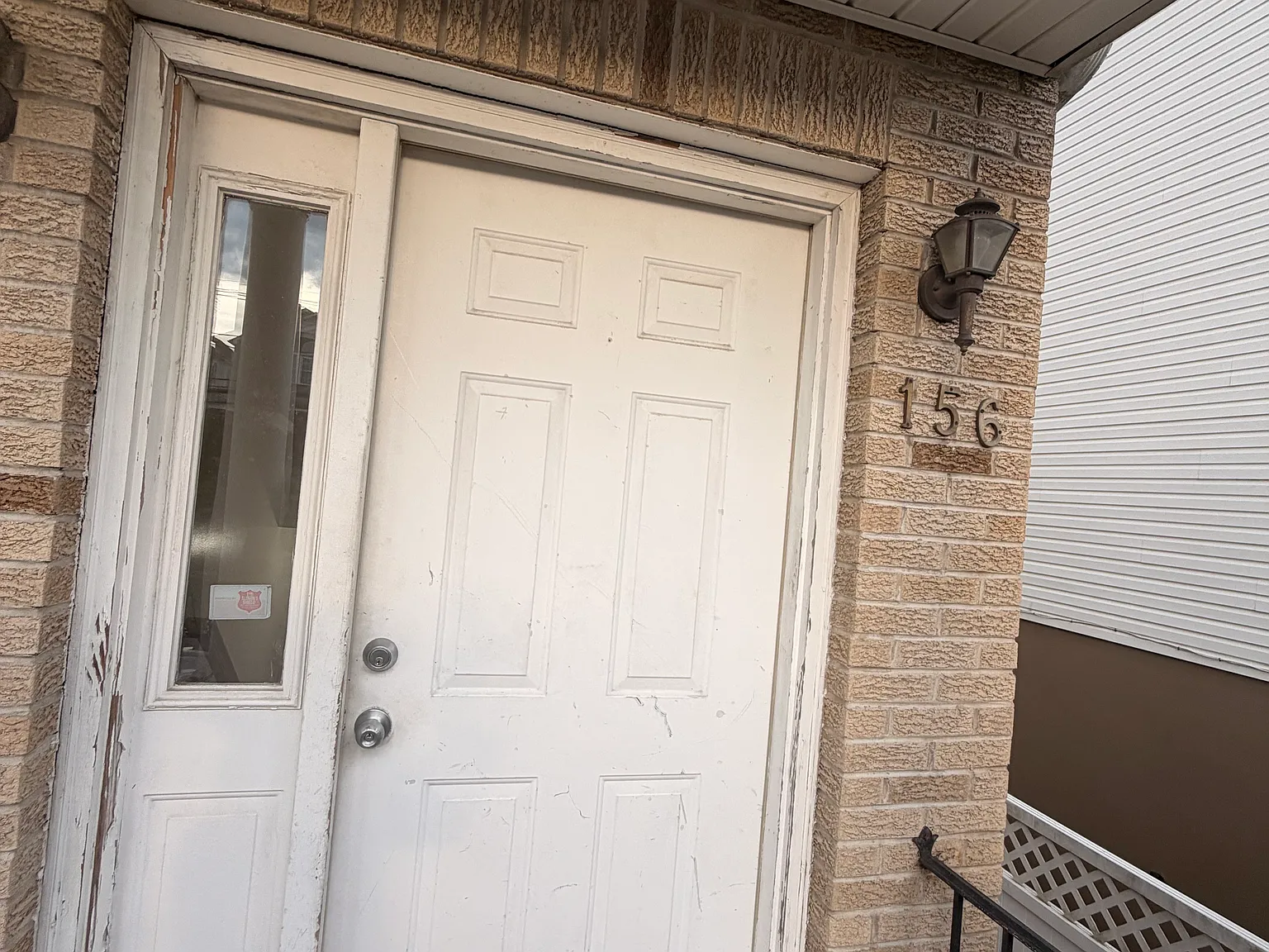 3 bed, 3190 sqft, $2,500 — Photo 2