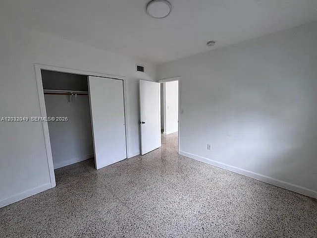 900 SW 5th Ave #3 — Photo 12