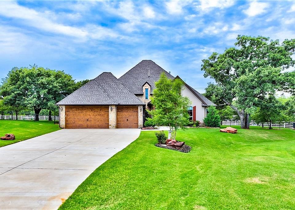 1st image of 1600 Cordova Cir
