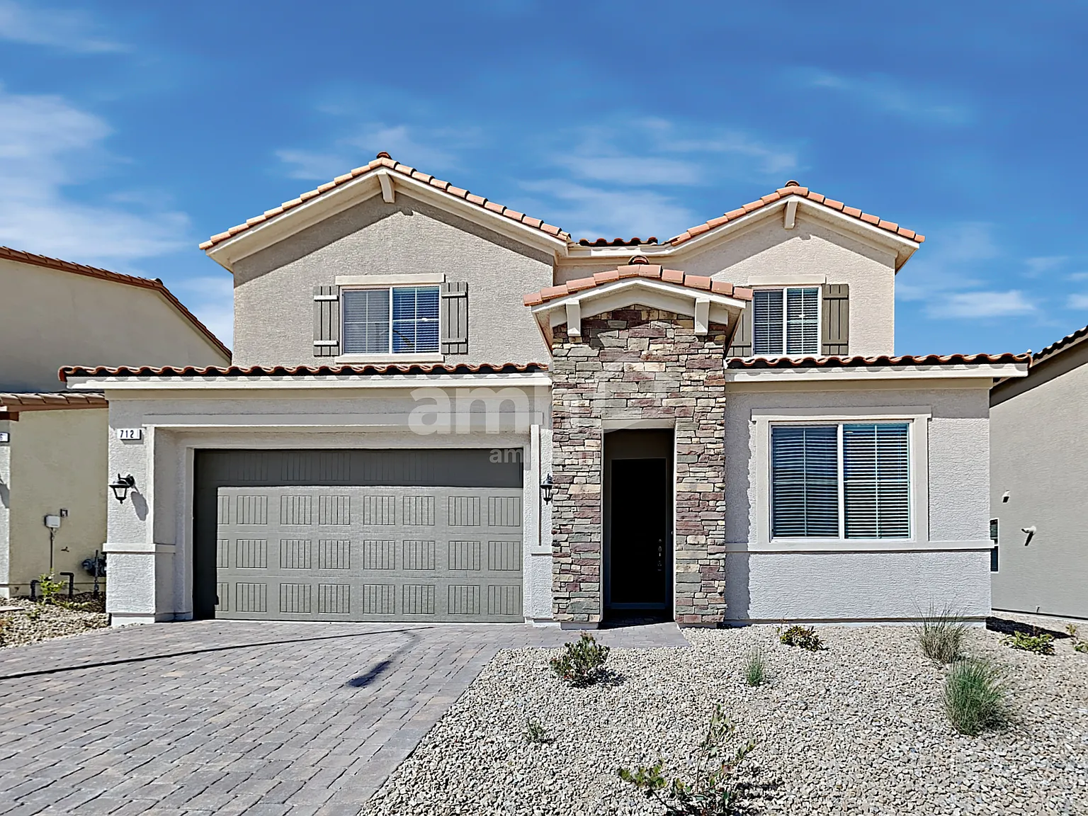 5 bed, 3.0 bath, 2311 sqft, $2,695 — Photo 1