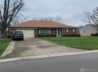 4889 Old Salem Rd, Englewood, OH 45322