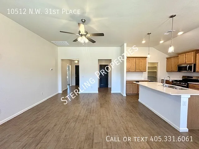 10512 NW 31st Pl — Photo 22