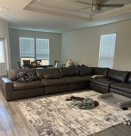4 bed, 2000 sqft, $2,200 — Photo 4