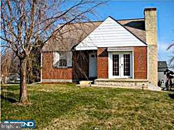 22 Wayne Ave FLOOR 2