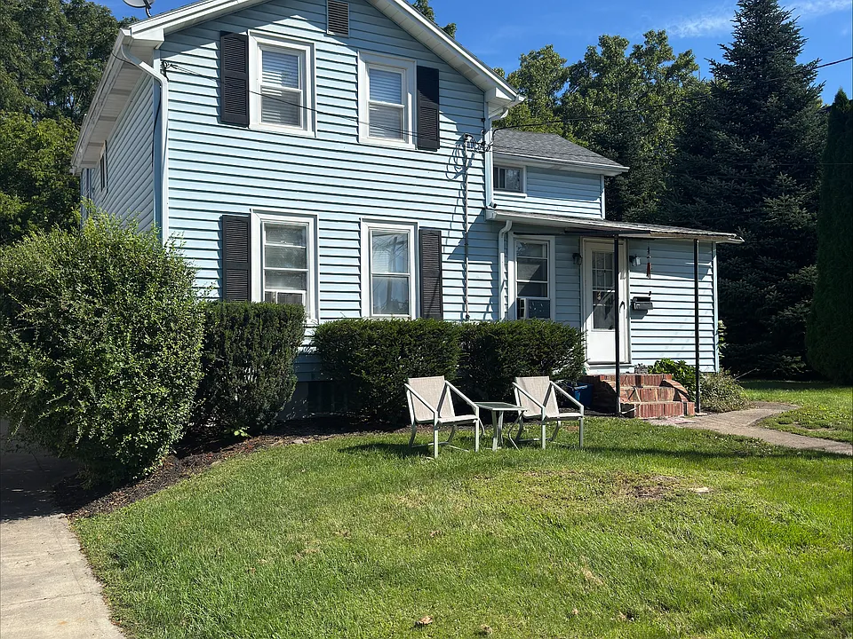 117 High St #3