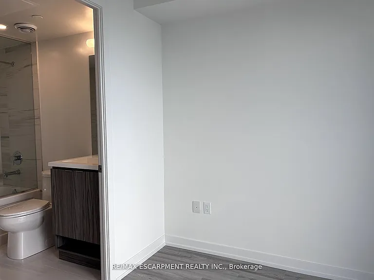 55 Cooper St #4711 — Photo 20