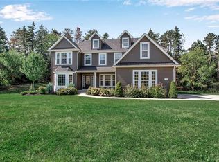 8 Knoche Way, Orchard Park, NY 14127