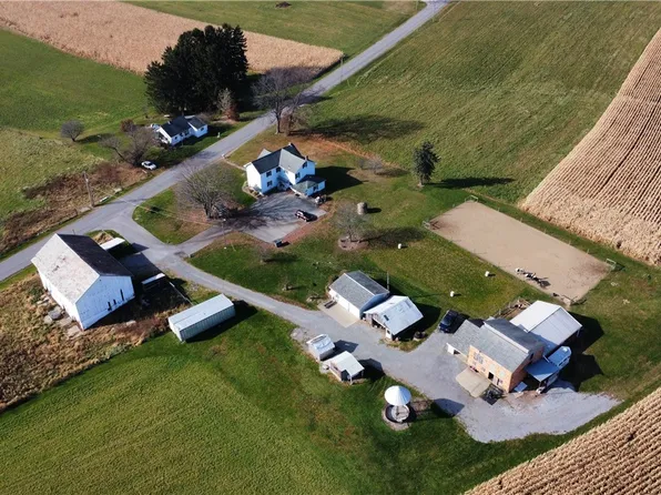 114 Rimp Rd, Butler, PA 16002