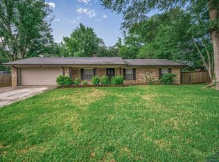 202 Lilac Dr, White Oak, TX 75693