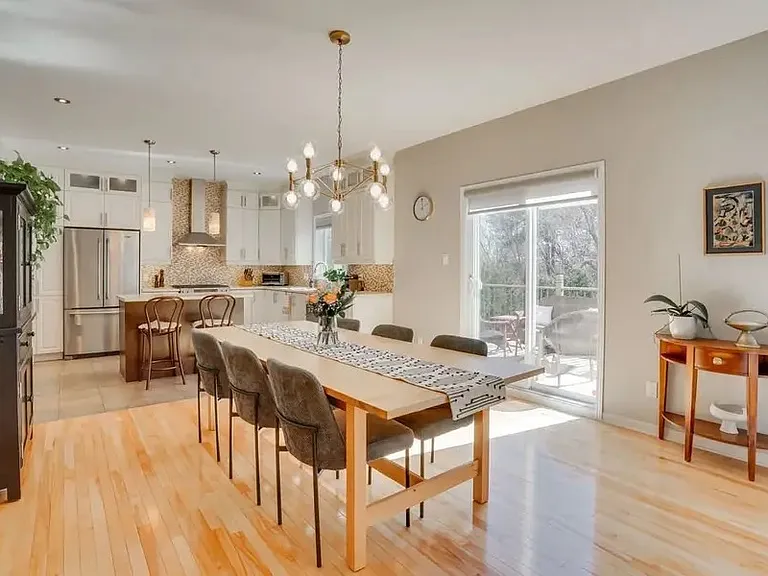940 Military Pkwy — Photo 1