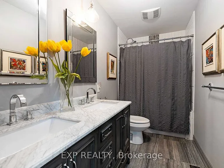 43 Floribunda Cres — Photo 10