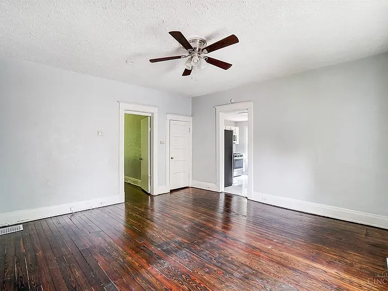 5128 Blaesi St — Photo 22