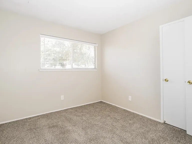7470 Aptos Cir — Photo 7