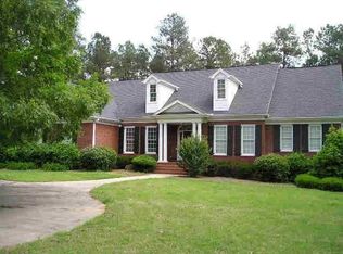 105 Dresden Pl, Fayetteville, GA 30215