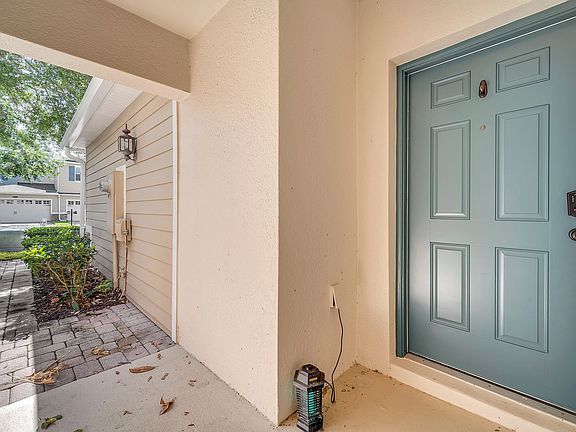 5th image of 1280 Priory Cir