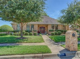 1828 Glenbrook Ct, Bedford, TX 76021