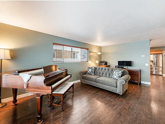 3rd image of 2052 E Ashton Cir #2054