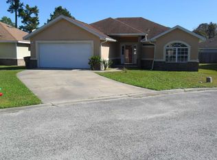 919 SW Gator Ct, Lake City, FL 32025