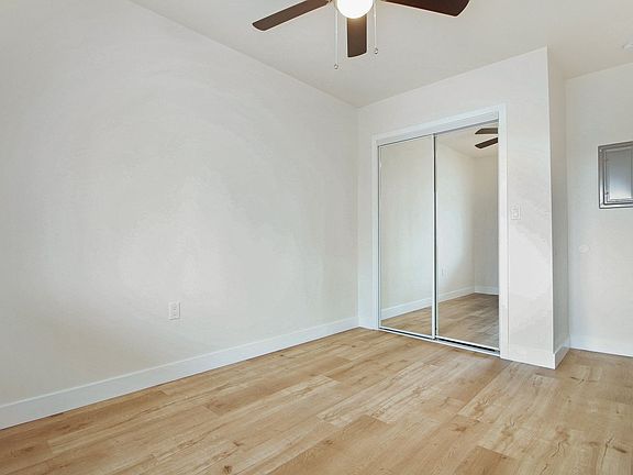3rd image of 1941-1947 N Olive Ave #1943